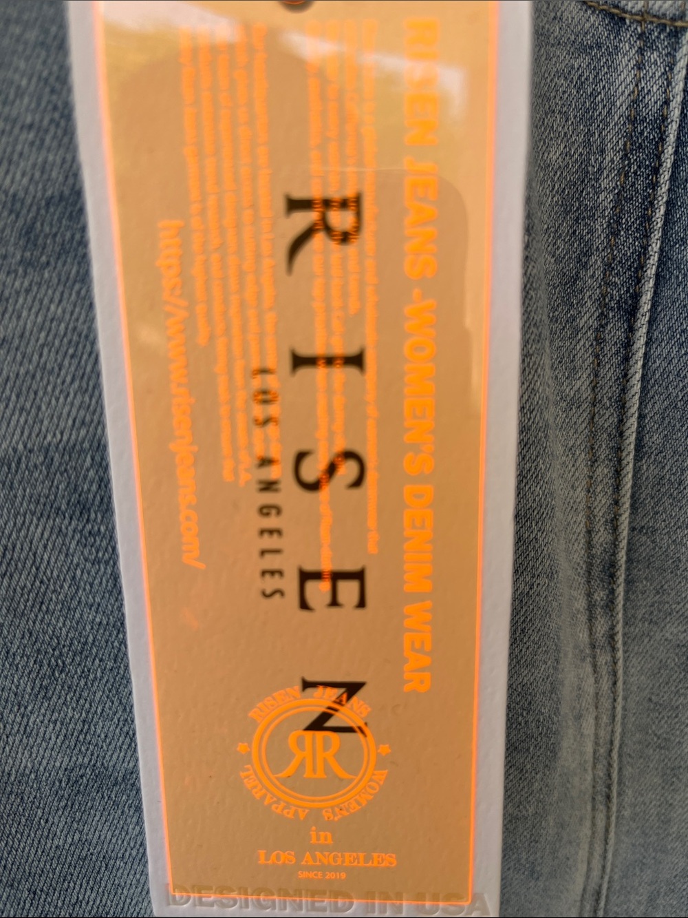 NWT🌞Risen Wide-Leg Cropped Light Blue Jeans w/Leg Seam Detail & Wide Waistband - Picture 4 of 12